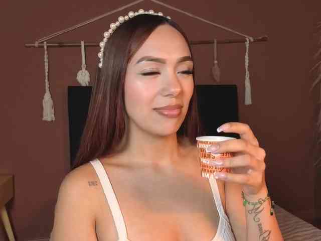 Nicole_Voshkie webcam