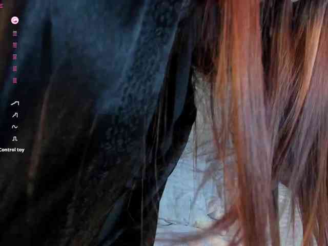 Nicole_Voshkie webcam