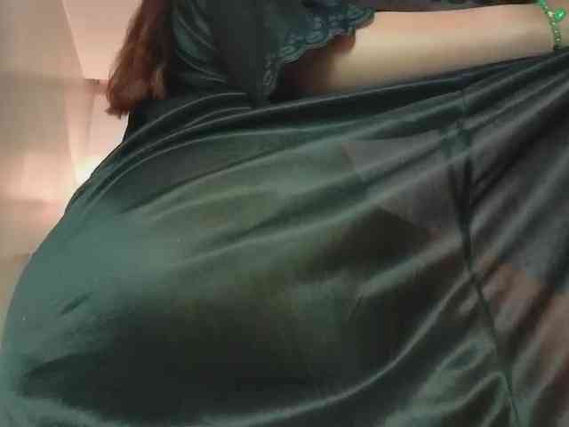 Nicole_Voshkie webcam
