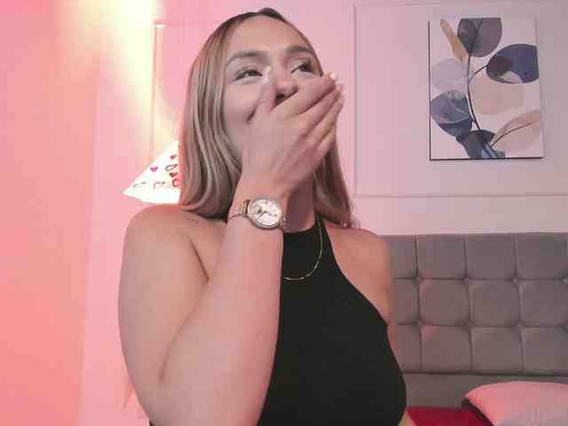 Nicole_Voshkie webcam