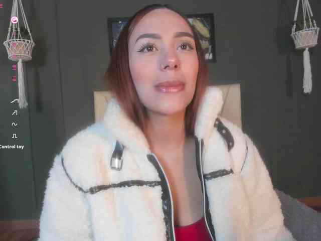 Nicole_Voshkie webcam