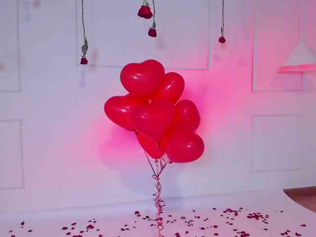 Nicole_Voshkie webcam