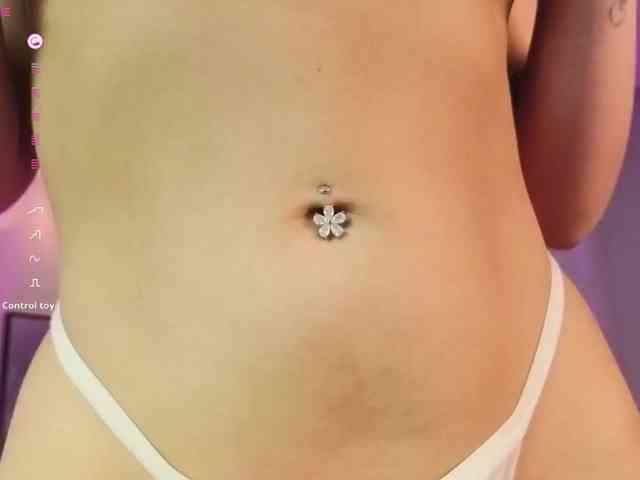 Nicole_Voshkie webcam