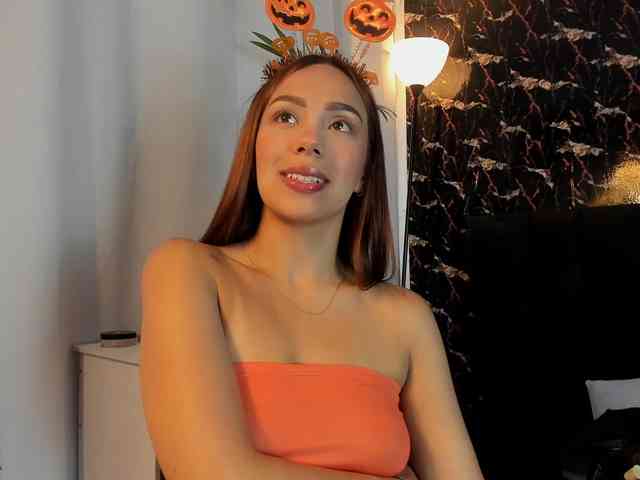 Nicole_Voshkie webcam