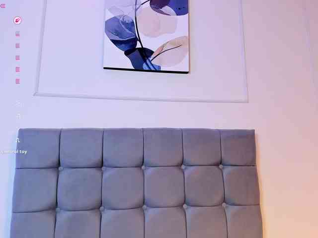 Nicole_Voshkie webcam