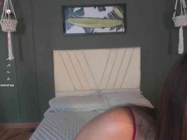 Nicole_Voshkie webcam