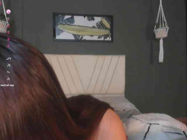 Nicole_Voshkie webcam