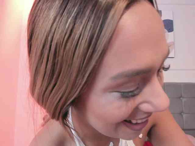 Nicole_Voshkie webcam