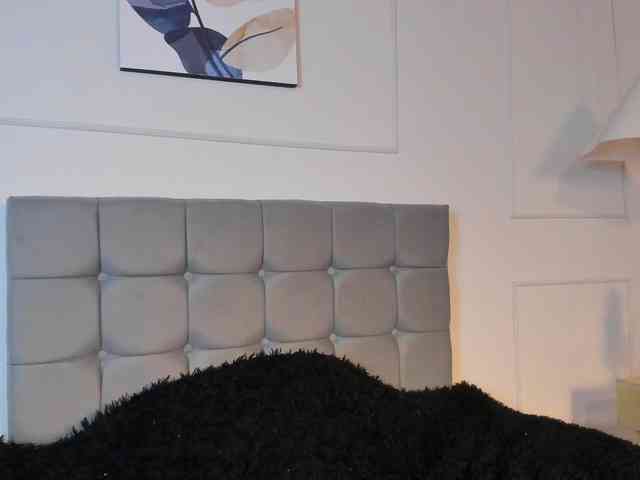 Nicole_Voshkie webcam