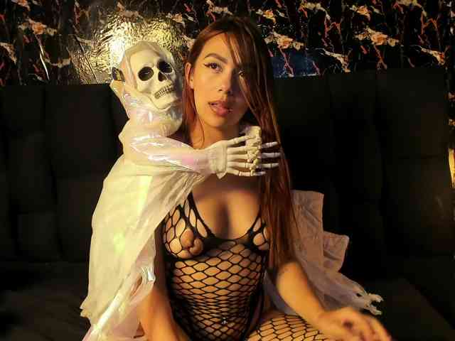 Nicole_Voshkie webcam