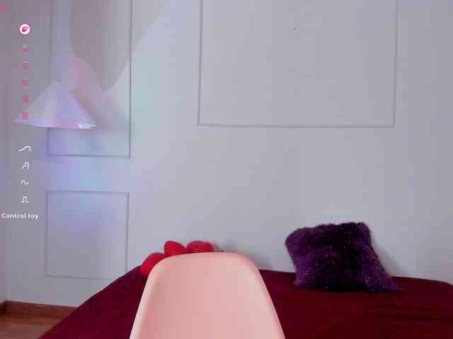 Nicole_Voshkie webcam