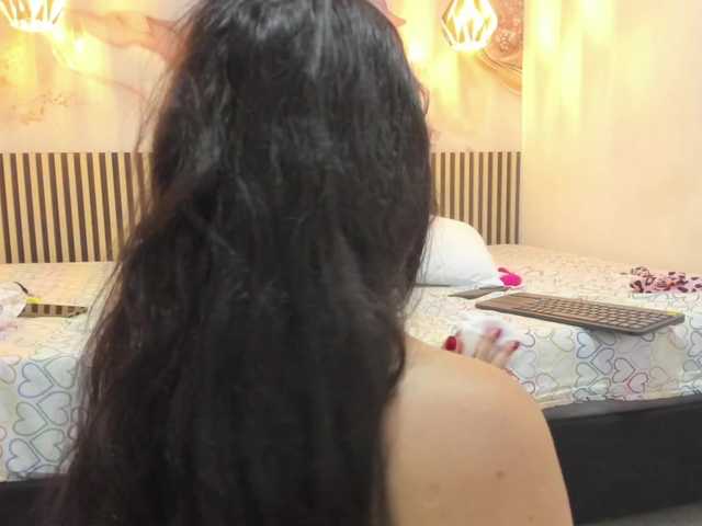 EvelynSweet Live Cam on BongaCams