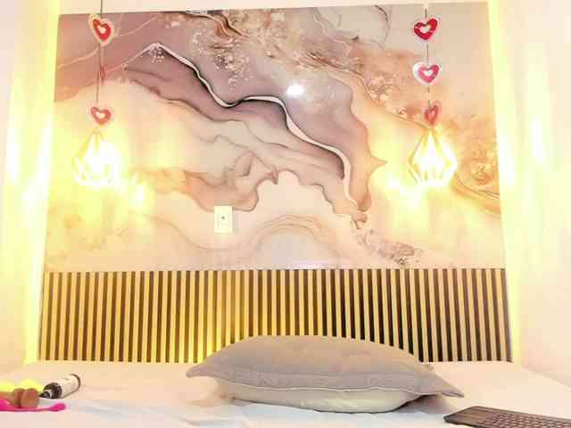 EvelynSweet Live Webcam on BongaCams