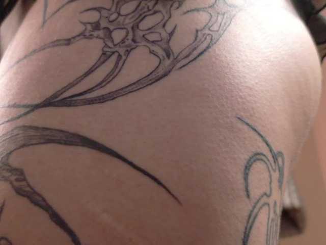 Yuriko-May's BongaCams show and profile