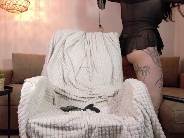 Yuriko-May's BongaCams show and profile