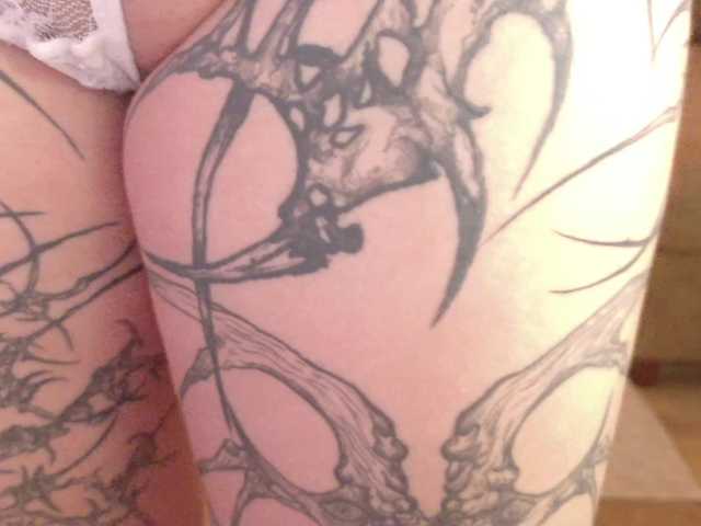 Yuriko-May's BongaCams show and profile