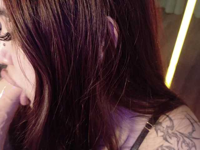  Yuriko-May chat room