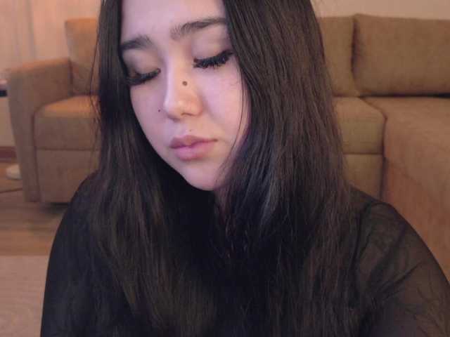 Yuriko-May's BongaCams show and profile