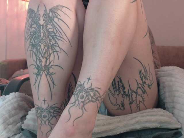 Yuriko-May's BongaCams show and profile