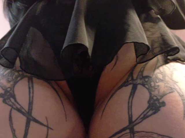 Yuriko-May's BongaCams show and profile