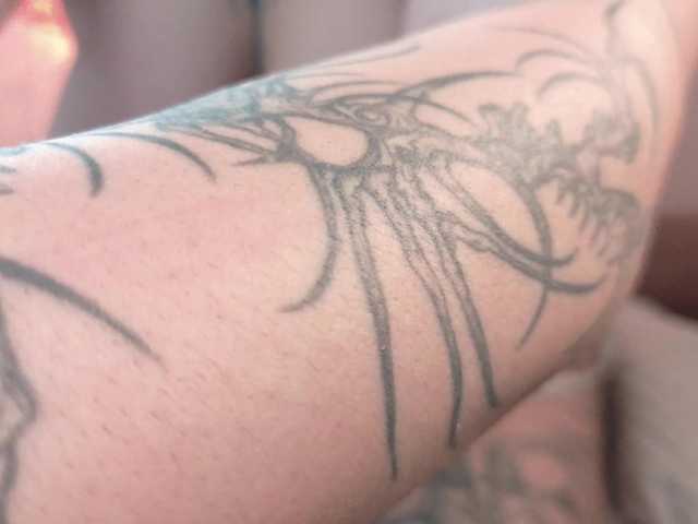 Yuriko-May's BongaCams show and profile