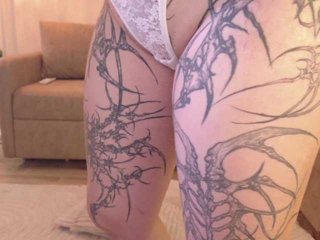 Yuriko-May's BongaCams show and profile