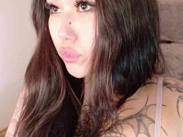 Yuriko-May webcam