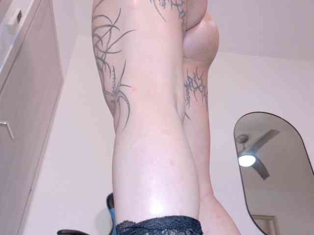 Yuriko-May webcam