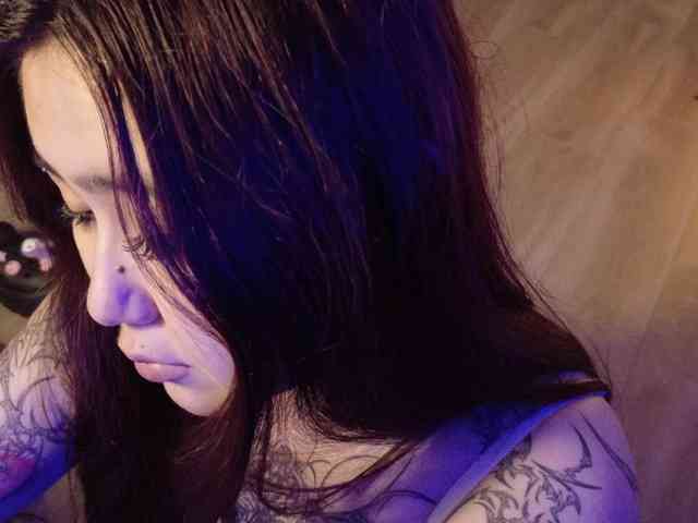 online nude chatroom Yuriko-May