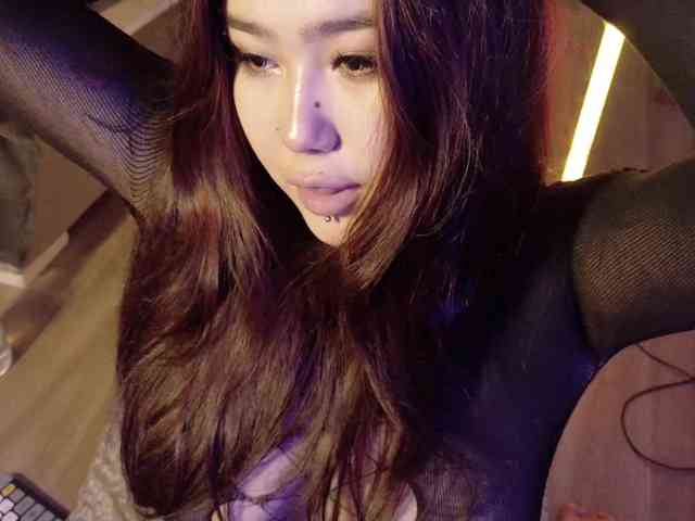 Yuriko-May webcam