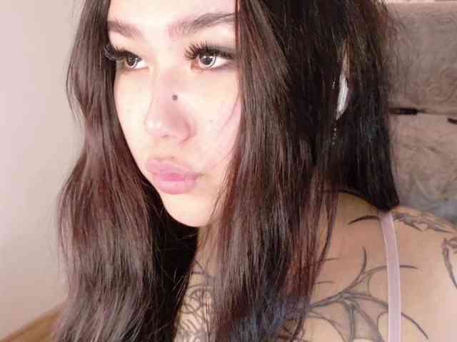 Yuriko-May webcam