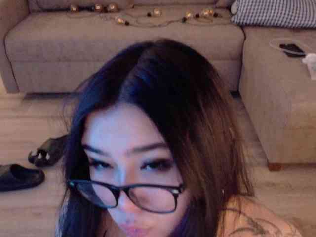 Yuriko-May webcam