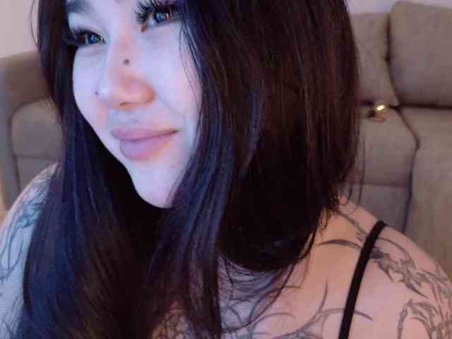 Yuriko-May Live Webcam on {site_name}