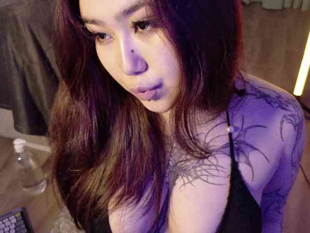 Yuriko-May webcam