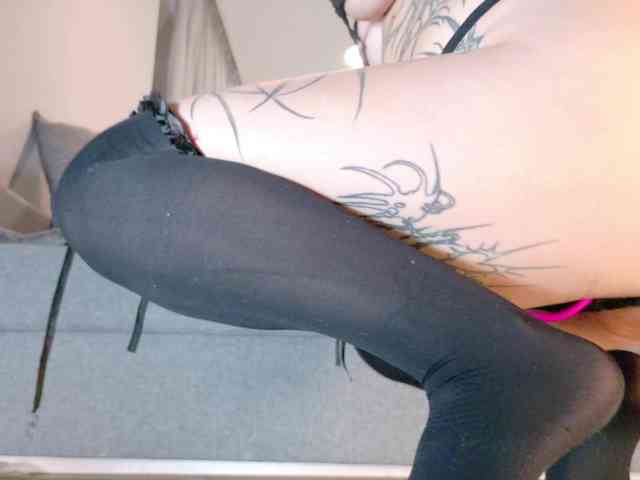 Yuriko-May Live Webcam on BongaCams