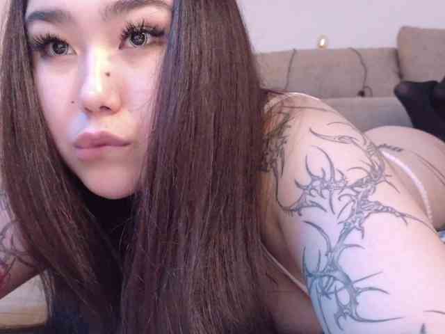Yuriko-May Live Webcam on BongaCams