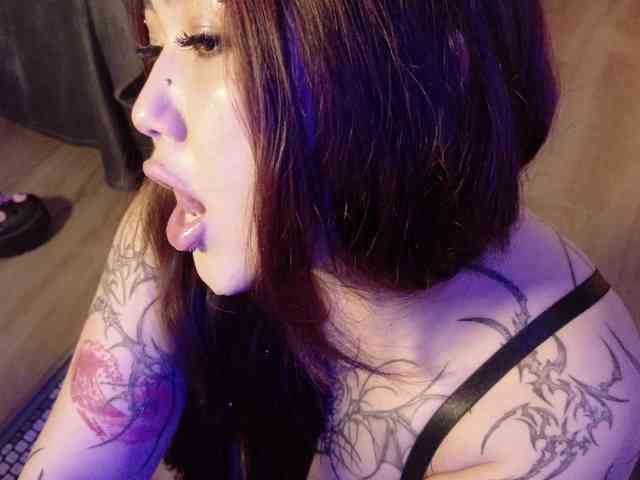 Yuriko-May webcam