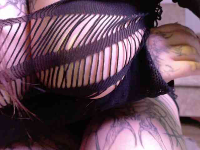 live cam bedroom Yuriko-May