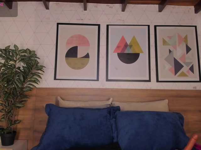 MiaKay's BongaCams show and profile