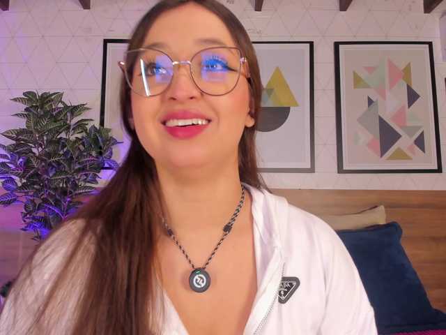 MiaKay's BongaCams show and profile