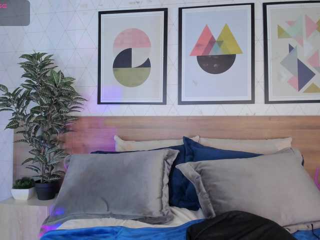 MiaKay's BongaCams show and profile