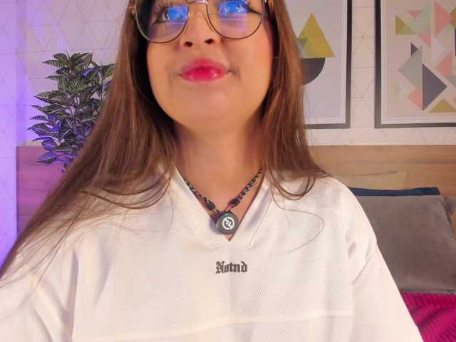 MiaKay's BongaCams show and profile