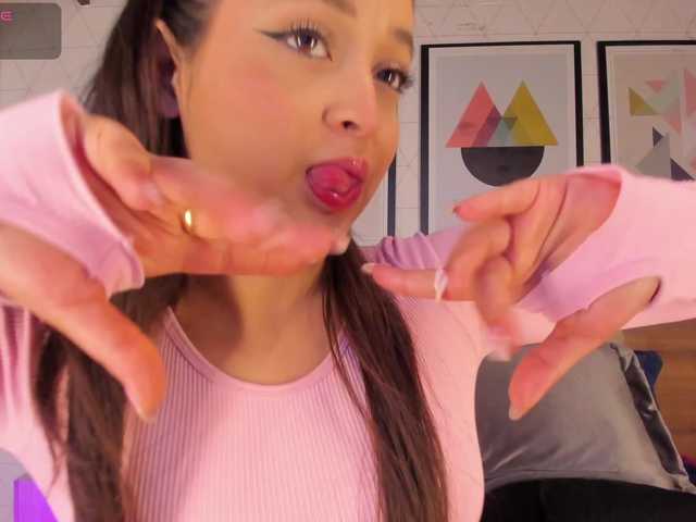 MiaKay's BongaCams show and profile