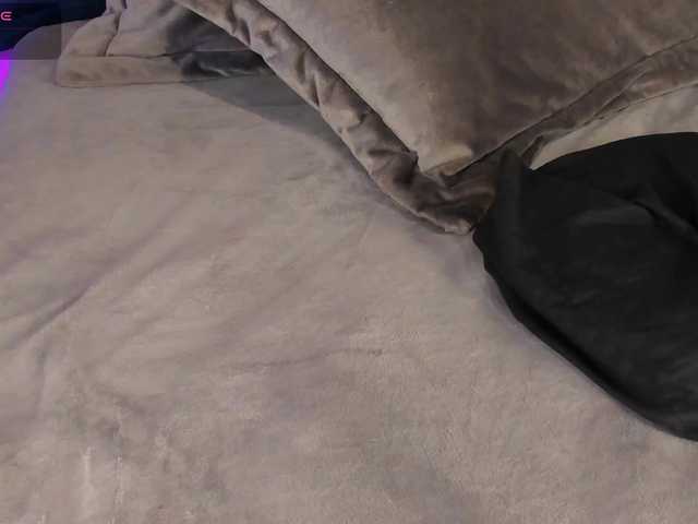 MiaKay's BongaCams show and profile