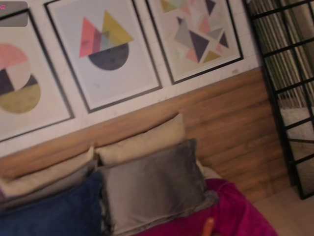 MiaKay's BongaCams show and profile