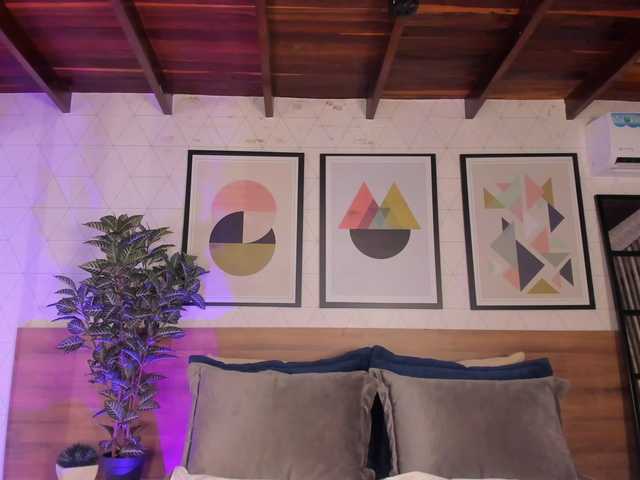 MiaKay's BongaCams show and profile