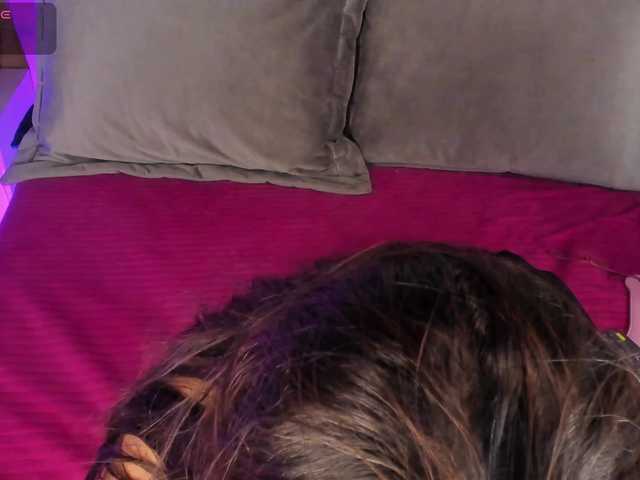 MiaKay's BongaCams show and profile