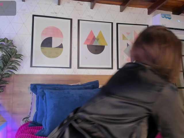 MiaKay's BongaCams show and profile