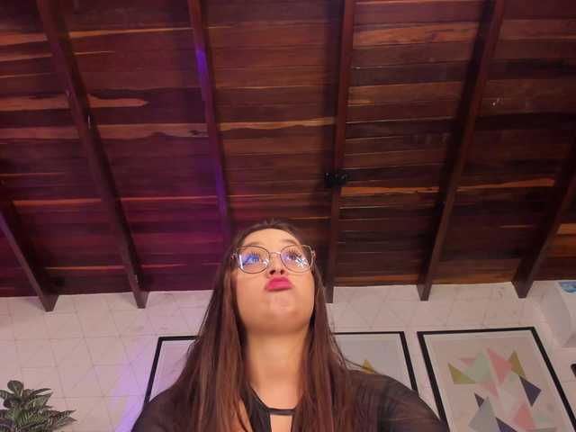 MiaKay's BongaCams show and profile