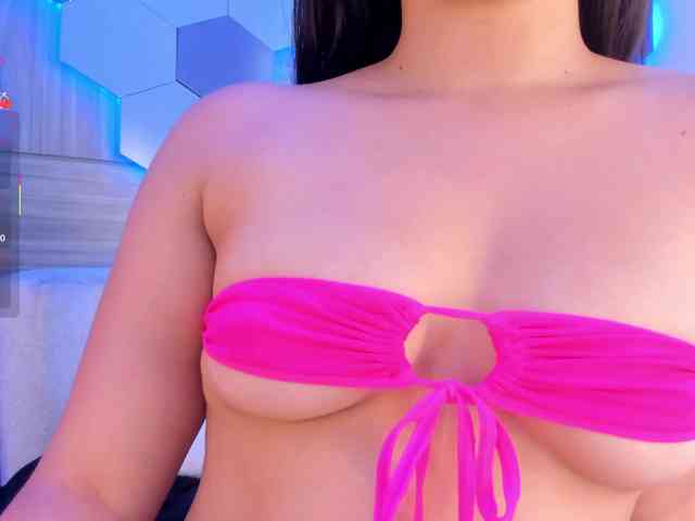 MiaKay webcam